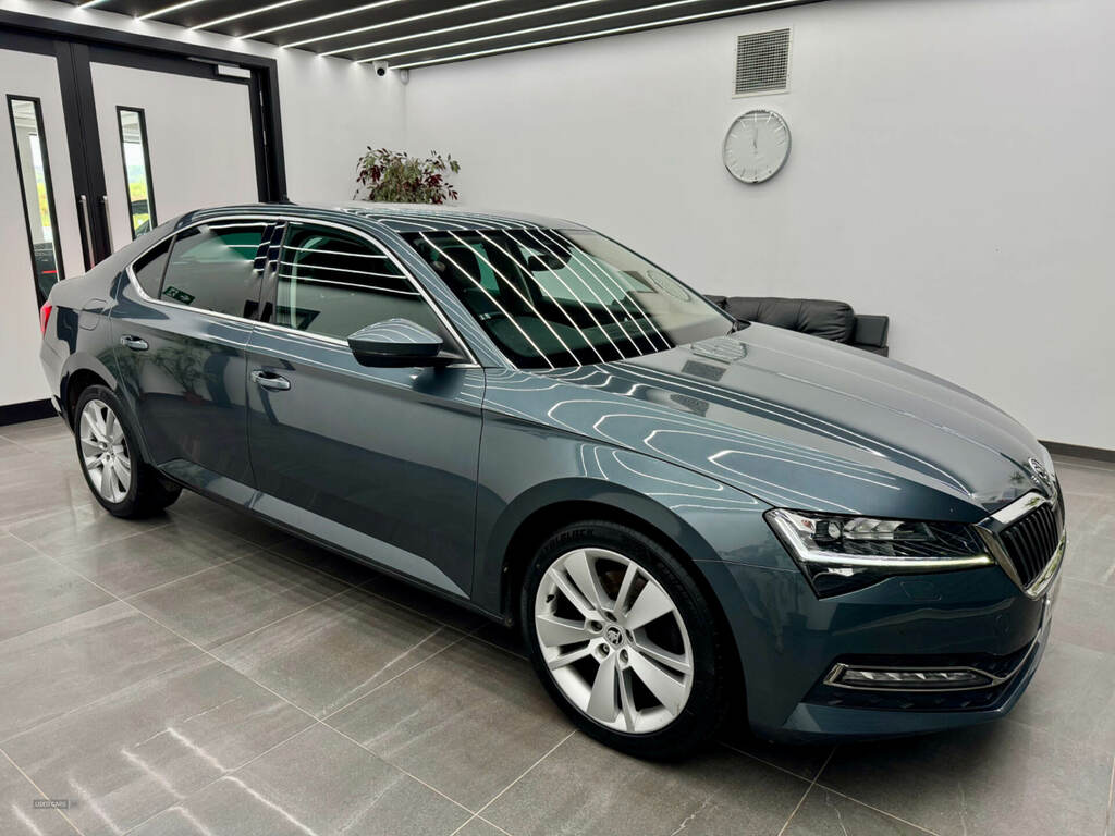 Skoda Superb 2.0 Tdi Cr 190 YA69EXN Grey #4