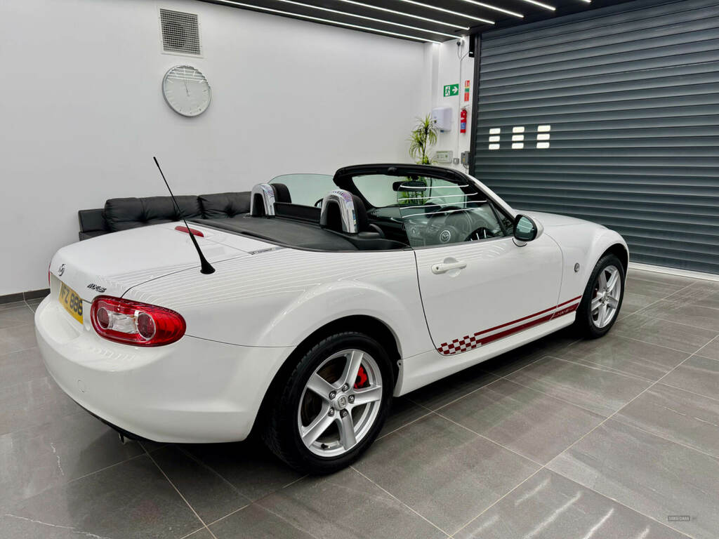 Mazda MX-5 1.8I Se White #4