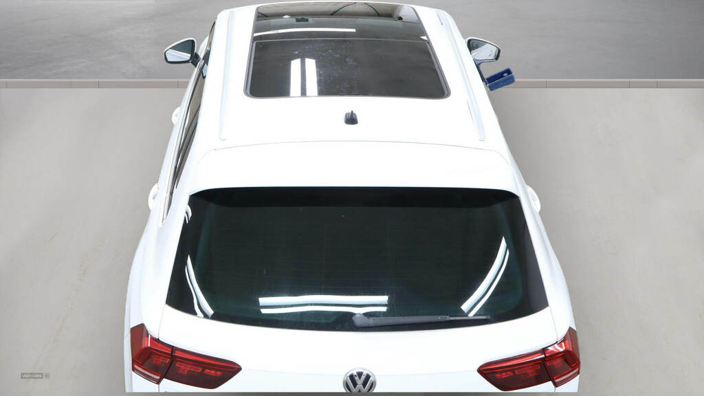 Volkswagen Tiguan 2.0 Tdi 150 4Motion MF18UCJ White #3