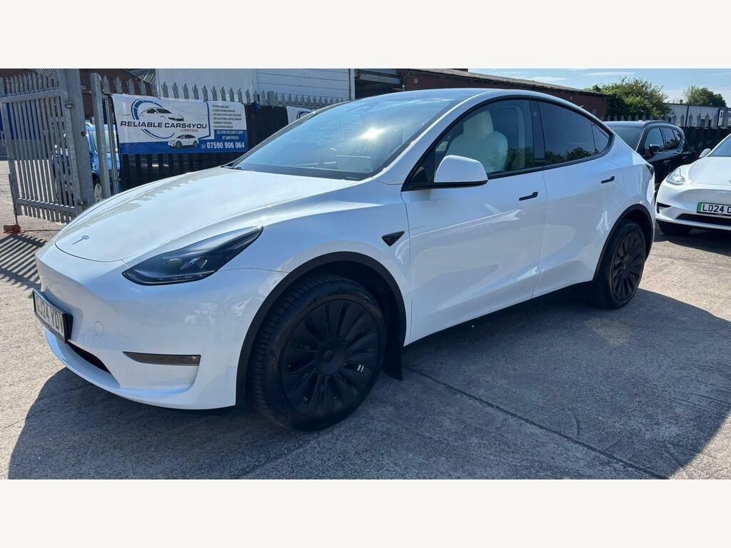 Tesla Model Y Dual Motor Long Range 4Wde GJ24YDV White #4