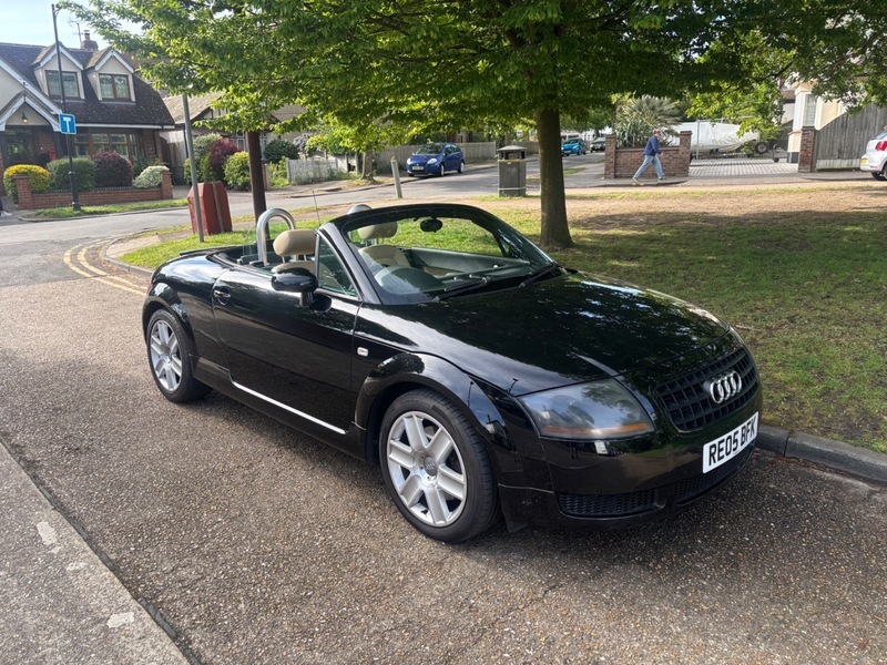 Audi TT Roadster 150 Black