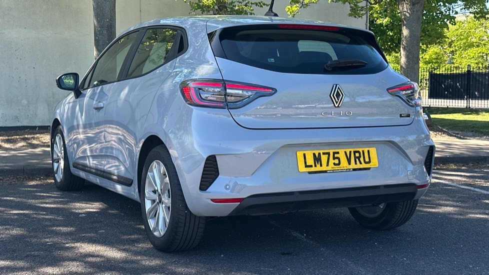 Renault Clio Renault Clio 1.6 E-tech Full Hybrid 145 Evolution LM75VRU Grey #3