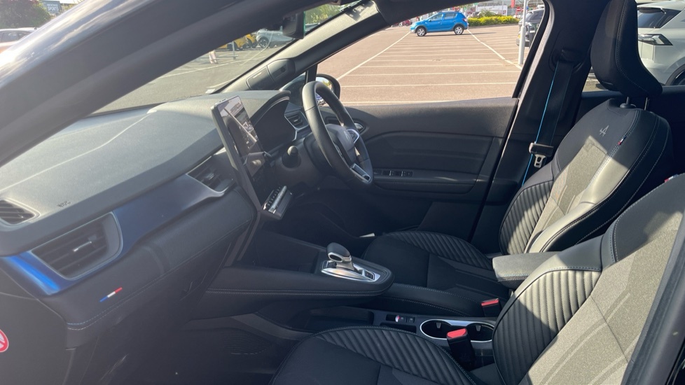 Renault Symbioz Renault Symbioz 1.6 E-tech Fhev 145 Iconic Esprit HN25UHC Black #6