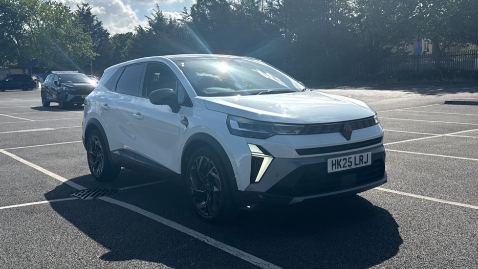 Renault Symbioz Renault Symbioz 1.6 E-tech Fhev 145 Iconic Esprit White