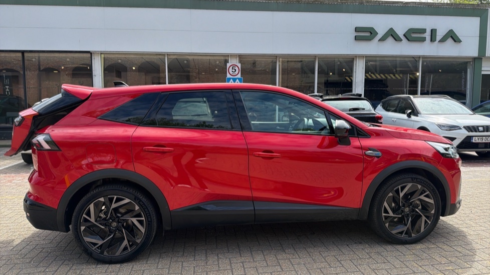 Renault Symbioz Renault Symbioz 1.6 E-tech Fhev 145 Iconic Esprit HN25UFM Red #2