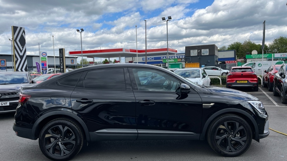 Renault Arkana Renault Arkana 1.6 E-tech Hybrid 145 Engineered LS23OVR Black #2