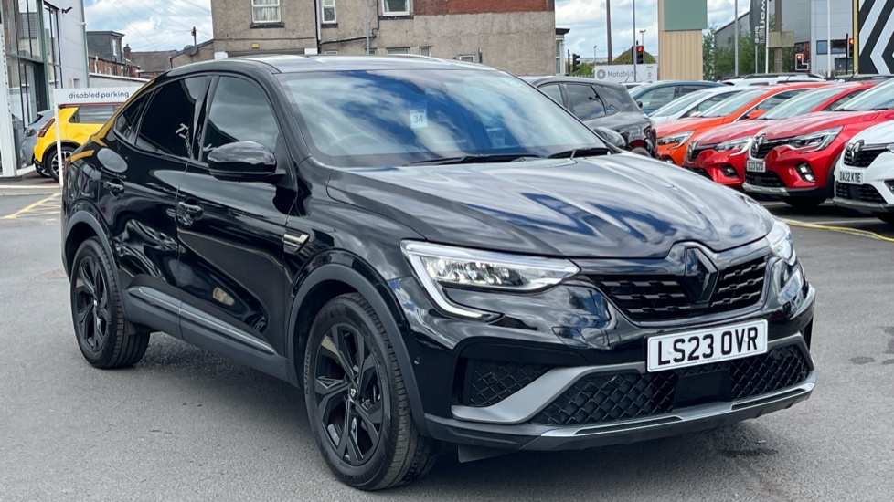 Renault Arkana Renault Arkana 1.6 E-tech Hybrid 145 Engineered Black
