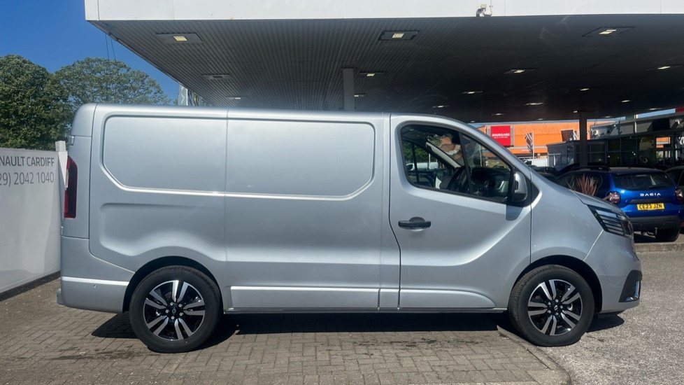 Renault Trafic Renault Trafic Sl30 Blue Dci 150 Extra Sport Van WR26OZH Grey #2