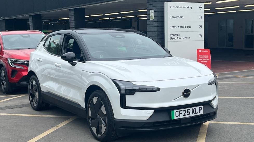 Volvo EX30 Volvo Ex30 315Kw Twin Motor Performance Plus 69Kwh White