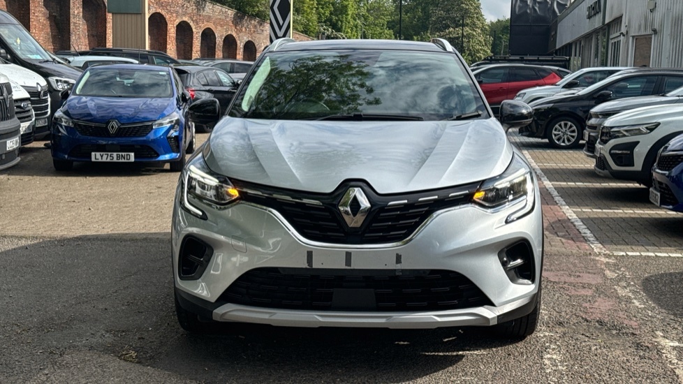 Renault Captur Renault Captur 1.6 E-tech Phev 160 S Edition A BG71PBV Black #4