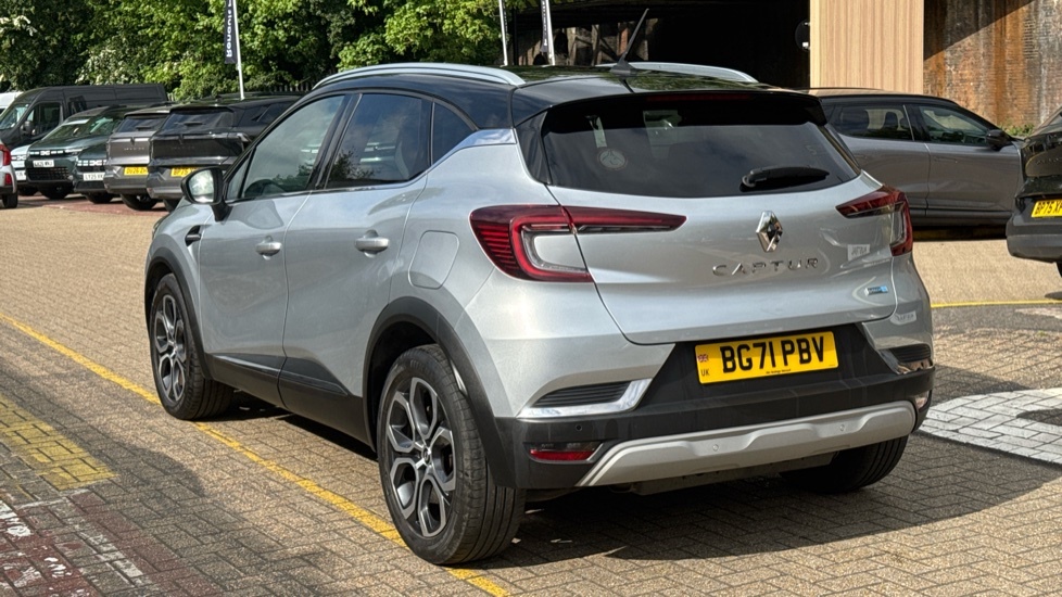 Renault Captur Renault Captur 1.6 E-tech Phev 160 S Edition A BG71PBV Black #3