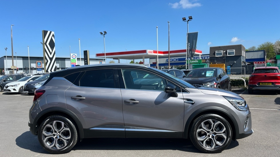 Renault Captur Renault Captur 1.6 E-tech Hybrid 145 Techno Au MM72WOD Black #2