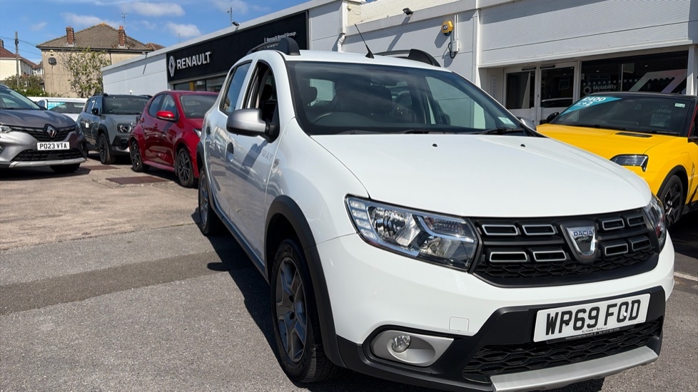 Dacia Sandero Stepway Dacia Sandero Stepway 0.9 Tce Comfort White