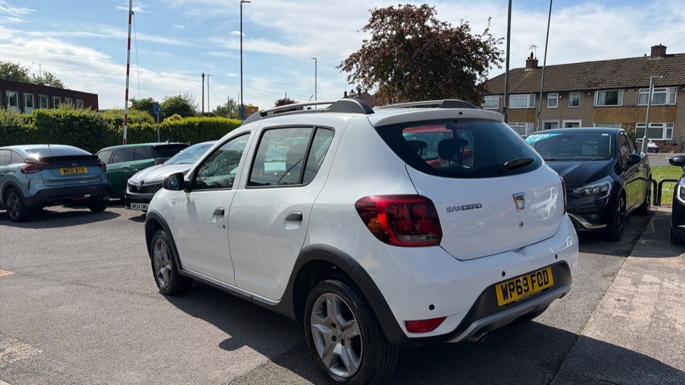 Dacia Sandero Stepway Dacia Sandero Stepway 0.9 Tce Comfort WP69FOD White #3