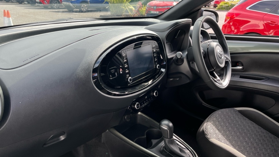 Toyota Aygo X Enter Car Description MK72KUB Green #6