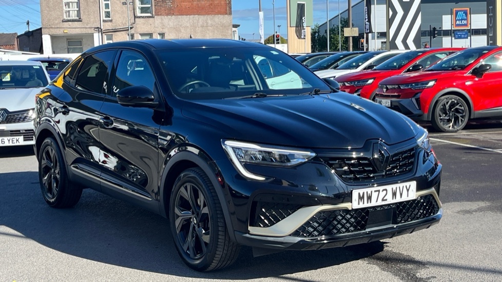 Renault Arkana Renault Arkana 1.6 E-tech Hybrid 145 Engineered Black