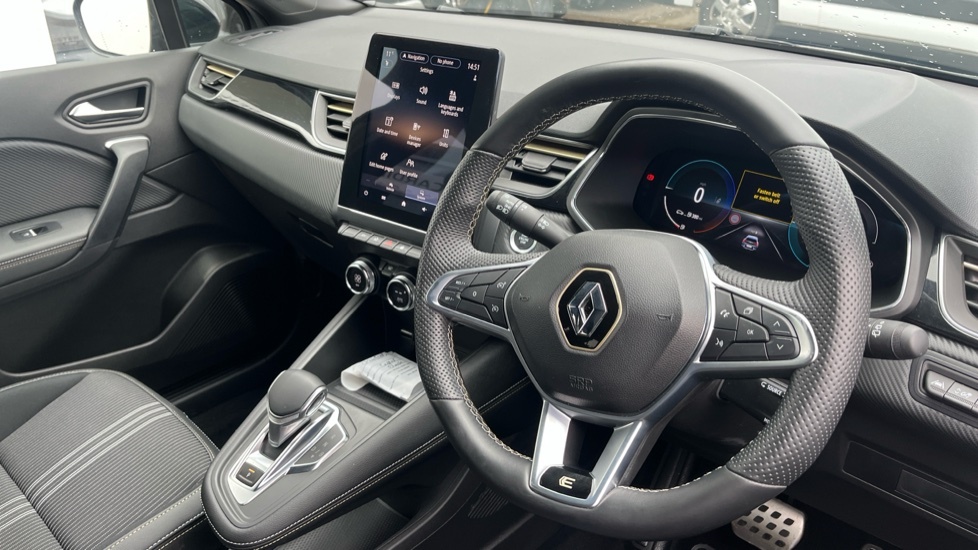 Renault Captur Renault Captur 1.6 E-tech Hybrid 145 Engineered CF24EUB Black #5