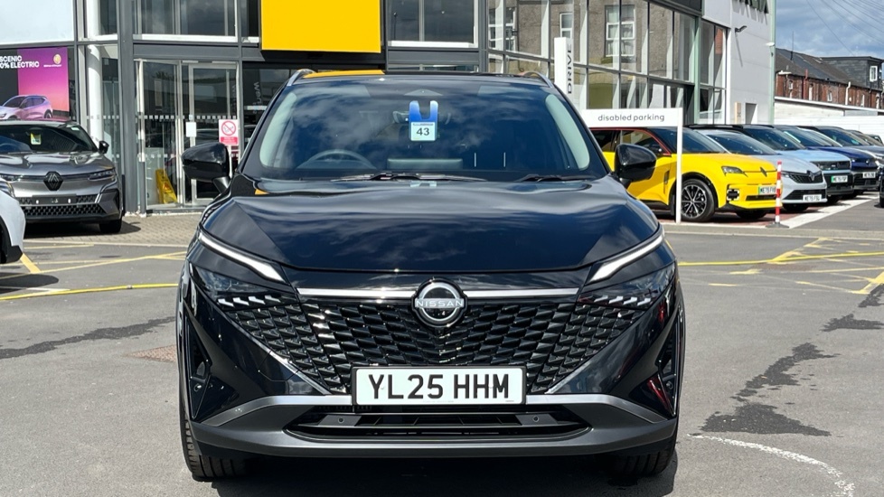 Nissan Qashqai Nissan Qashqai 1.3 Dig-t Mh 158 N-connecta Xtr YL25HHM Black #4