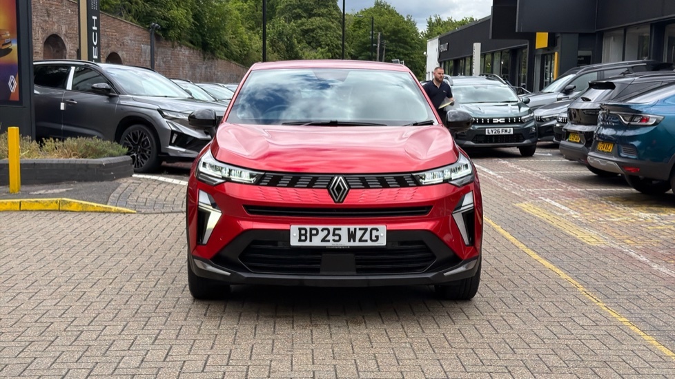 Renault Symbioz Symbioz 1.6 E-tech Fhev 145 Techno Estate BP25WZG Red #4
