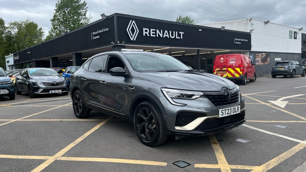 Renault Arkana Arkana 1.6 E-tech Full Hybrid 145 Engineered A Grey