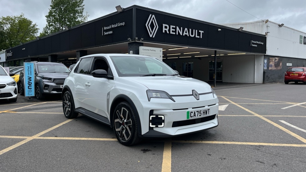 Renault 5 E-Tech Renault 5 110Kw Techno Comfort Range 52 Kwh Au White