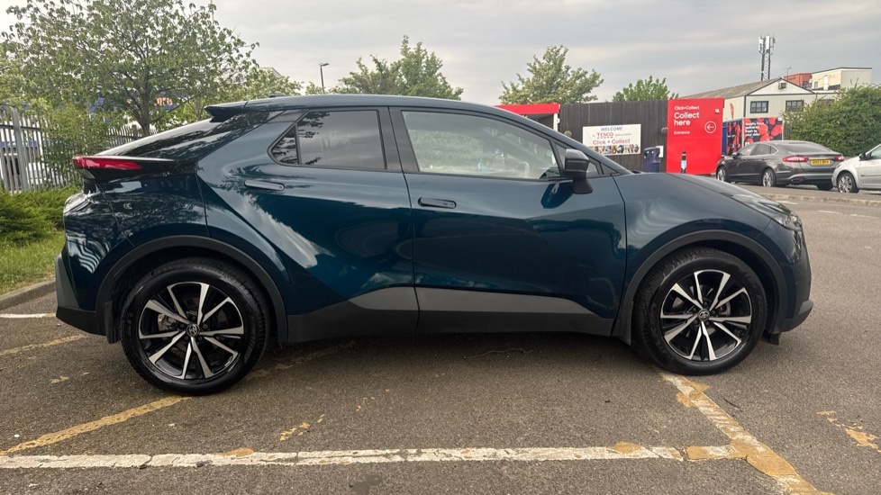 Toyota C-Hr Toyota C-hr 1.8 Hybrid Design Cvt EK24XVX Blue #2