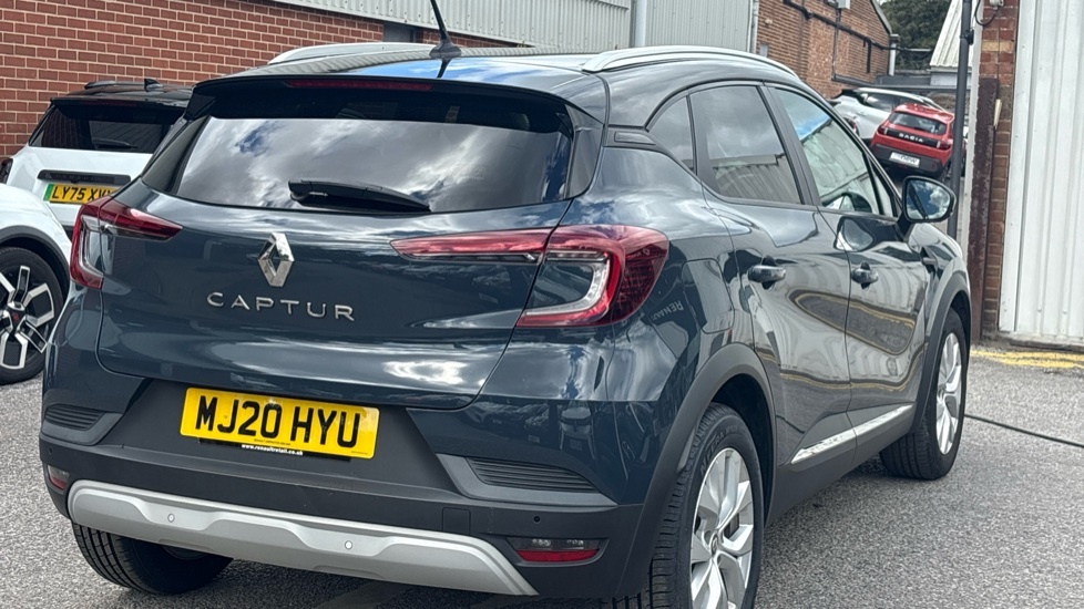 Renault Captur Captur 1.0 Tce 100 Iconic Hatchback MJ20HYU Black #3