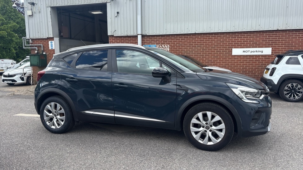 Renault Captur Captur 1.0 Tce 100 Iconic Hatchback MJ20HYU Black #2