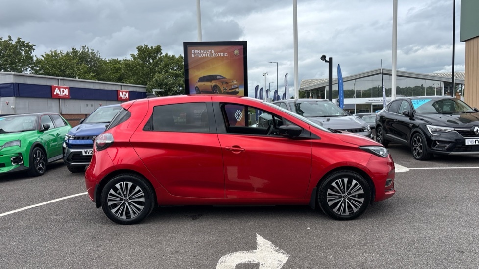Renault Zoe Renault Zoe 100Kw Techno R135 50Kwh Boost Charge 5 Red #2