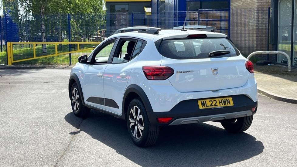 Dacia Sandero Stepway Dacia Sandero Stepway 1.0 Tce Prestige ML22HWN White #3