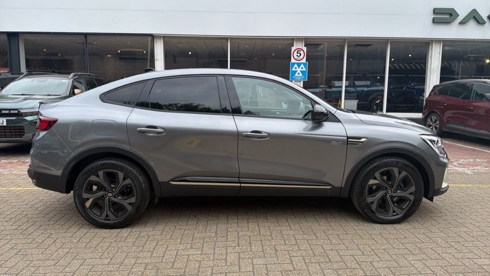 Renault Arkana Arkana 1.6 E-tech Full Hybrid 145 Engineered A NC23XJV Grey #2
