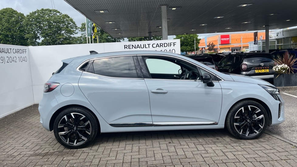 Renault Clio Renault Clio 1.6 E-tech Full Hybrid 145 Techno BW74NMF Grey #2