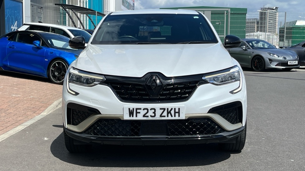 Renault Arkana Renault Arkana 1.6 E-tech Hybrid 145 Engineered WF23ZKH White #4