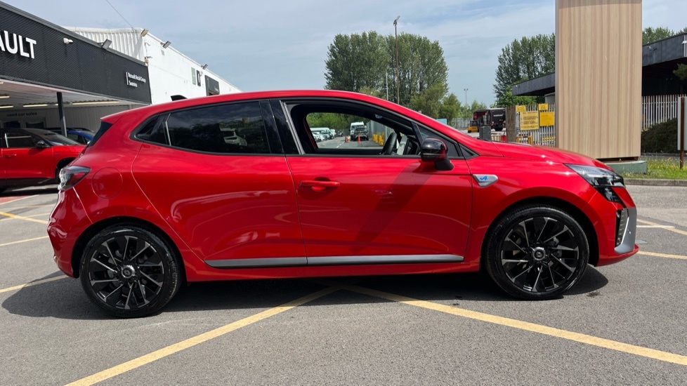 Renault Clio Renault Clio 1.6 E-tech Full Hybrid 145 Esprit Alp BP25XRC Red #2