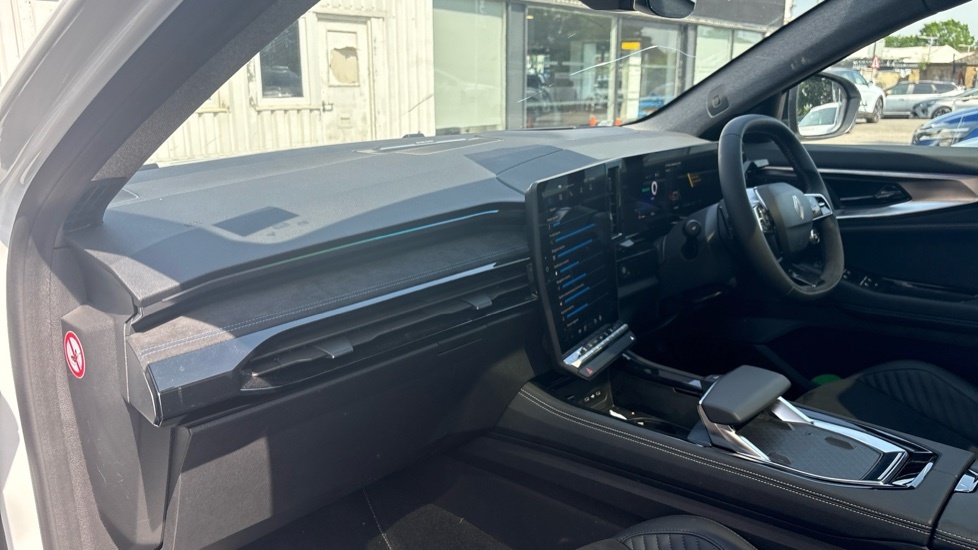Renault Rafale Renault Rafale E-tech Phev Atelier Alpine Awd White #6