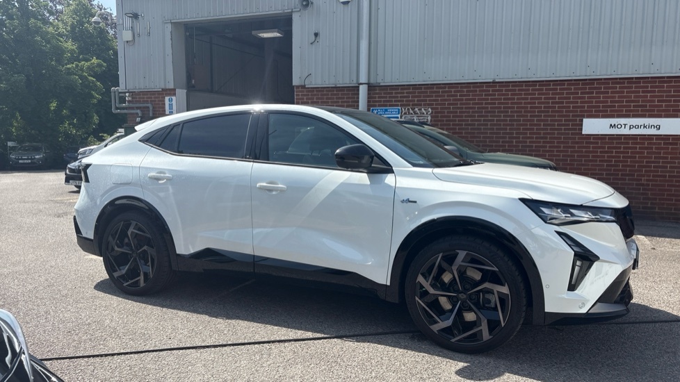 Renault Rafale Renault Rafale E-tech Phev Atelier Alpine Awd White #2