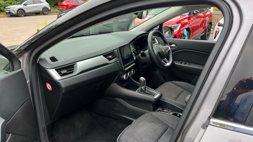 Renault Captur Renault Captur 1.6 E-tech Phev 160 S Edition A CK22YOD Black #6