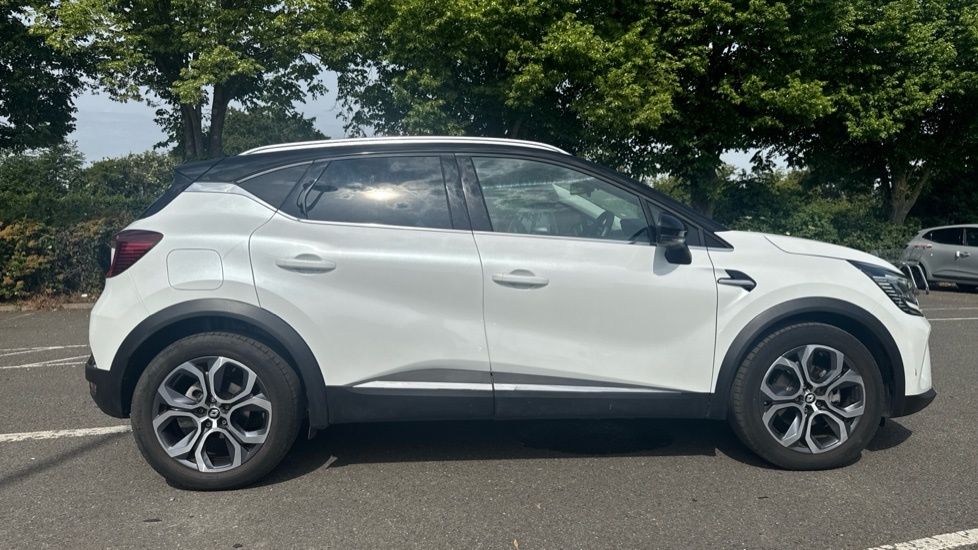 Renault Captur Renault Captur 1.6 E-tech Hybrid 145 Techno Au LO24RVX White #2