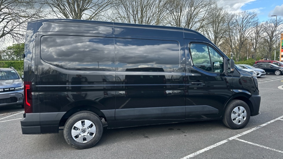 Renault Master Renault Master Mm40 104Kw 87Kwh Advance Medium Roo LL25CKO Black #2