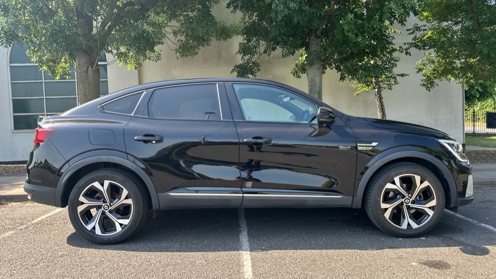 Renault Arkana Arkana 1.6 E-tech Full Hybrid 145 Engineered A SO72UUV Black #2