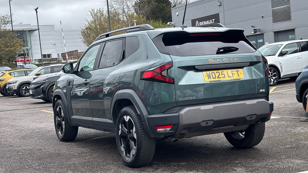 Dacia Duster Dacia Duster 1.2 Tce 130 Extreme 4X4 WO25LFT Green #3