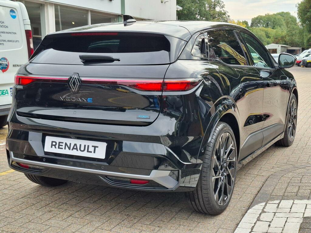 Renault Megane E-Tech Renault Megane E-tech Ev60 160Kw Techno Esprit Alp LY26MVF Black #3