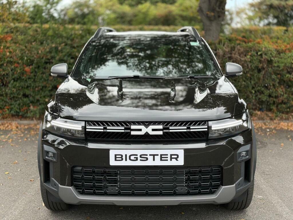Dacia Bigster Dacia Bigster 1.8 Hybrid 155 Expression Black #2