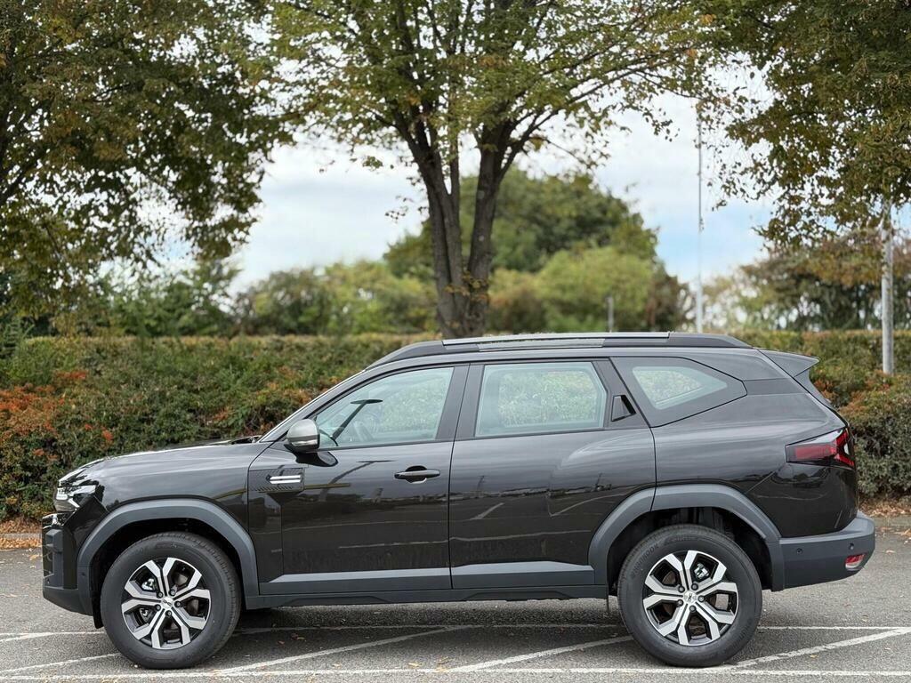 Dacia Bigster Dacia Bigster 1.8 Hybrid 155 Expression Black #4