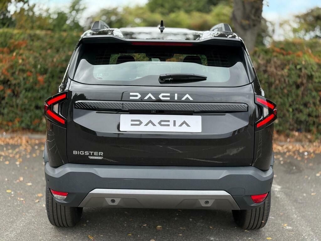 Dacia Bigster Dacia Bigster 1.8 Hybrid 155 Expression Black #6