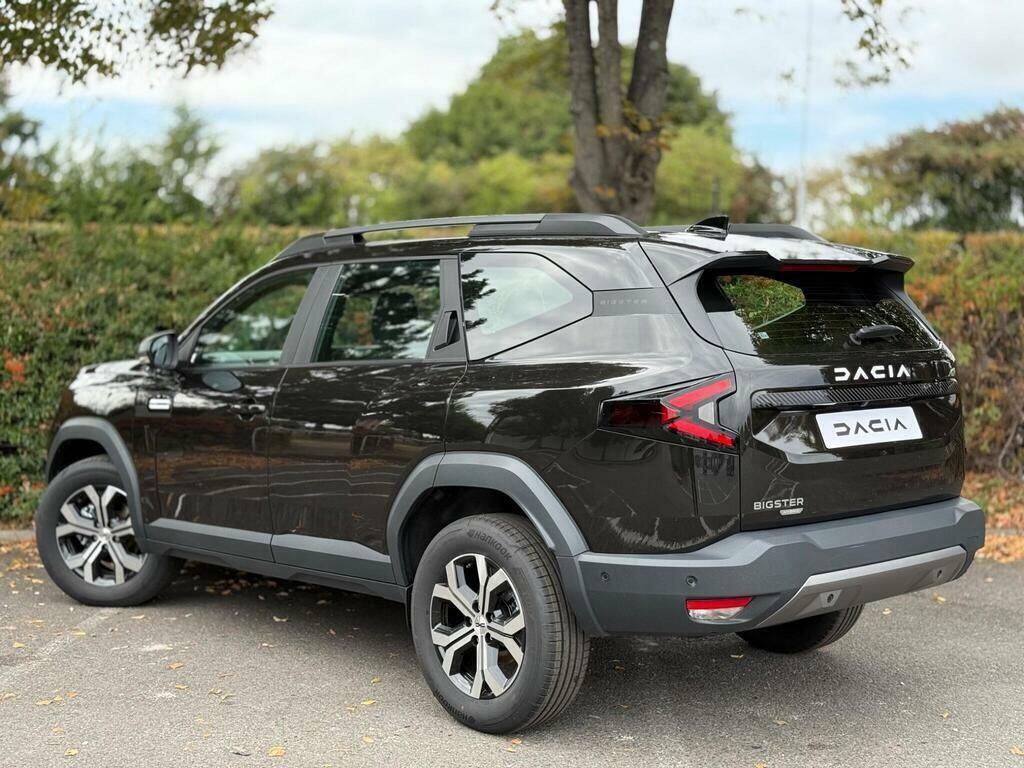 Dacia Bigster Dacia Bigster 1.8 Hybrid 155 Expression Black #5