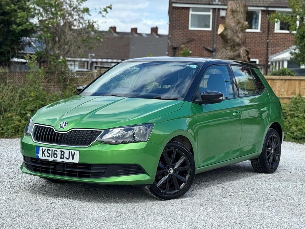 Skoda Fabia 1.2 Tsi Colour Edition Euro 6 S S KS16BJV Green #2