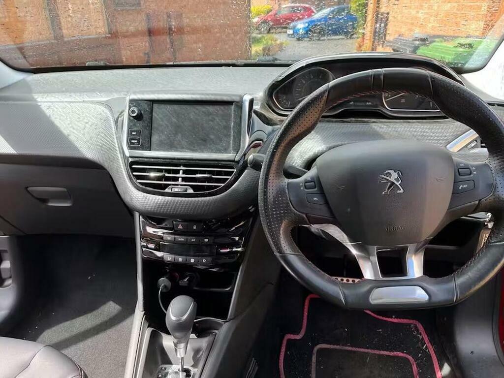 Peugeot 208 1.2 Puretech Gt Line Eat Euro 6 S S Red #5