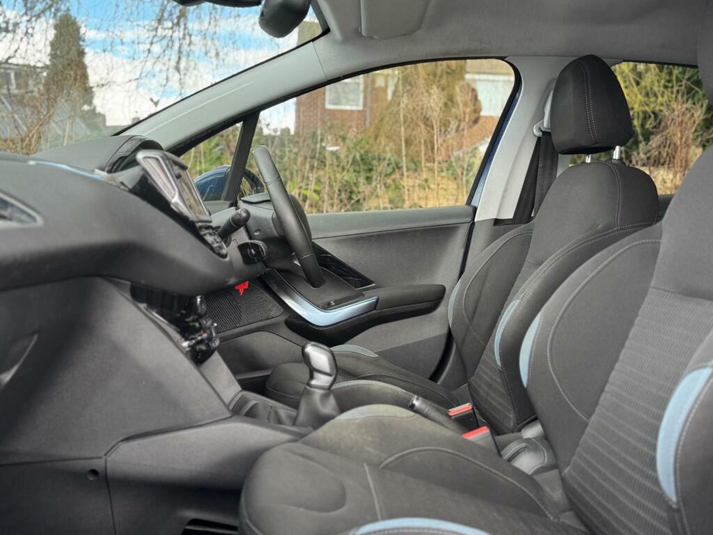 Peugeot 208 Hatchback 1.4 Vti Allure Euro 5 201212 Pink #36