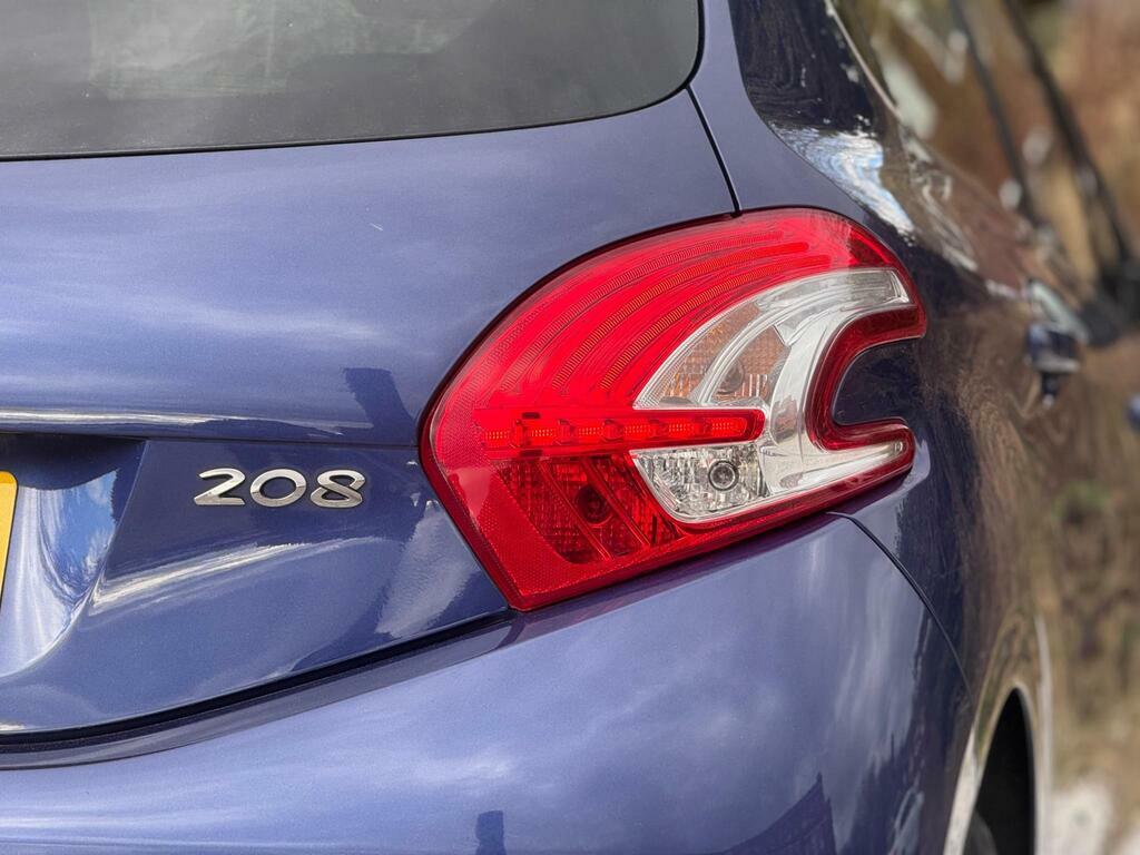 Peugeot 208 Hatchback 1.4 Vti Allure Euro 5 201212 Pink #38